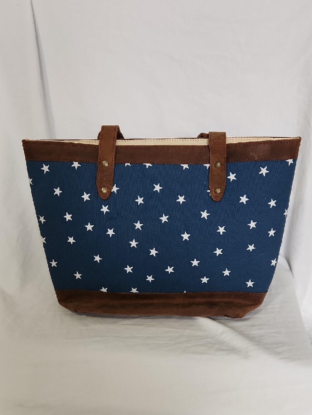 Womens Carry Tote Navy Blue White Star Brown Suede Leather Accents NWOT - Picture 6 of 12